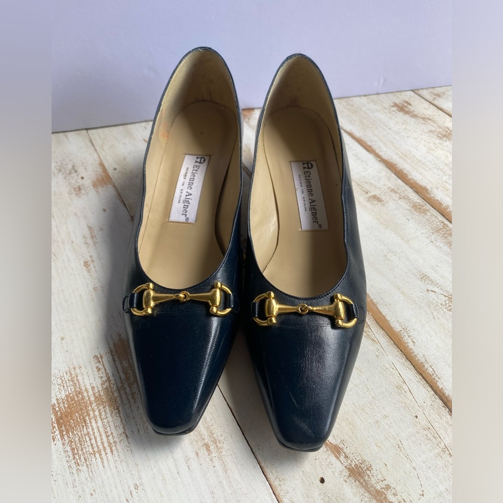 VINTAGE 7N Italian Leather Etienne Aigner Navy Day Pumps 6.5